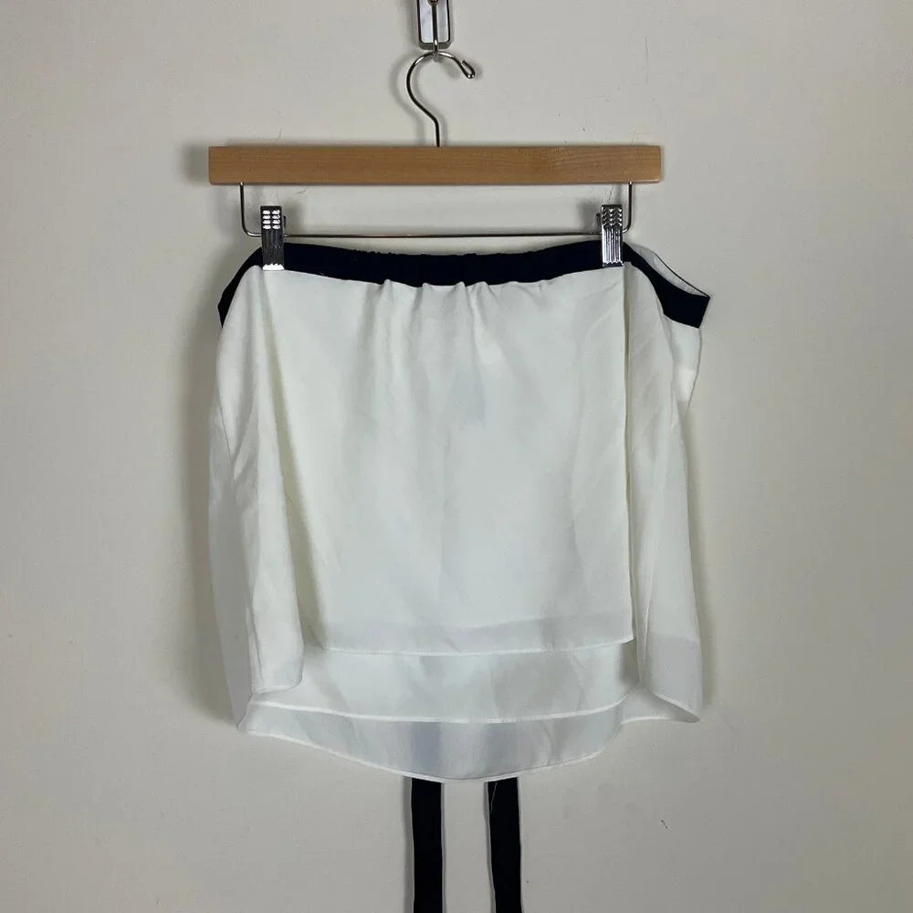 2/$20 The Limited Skirt Large